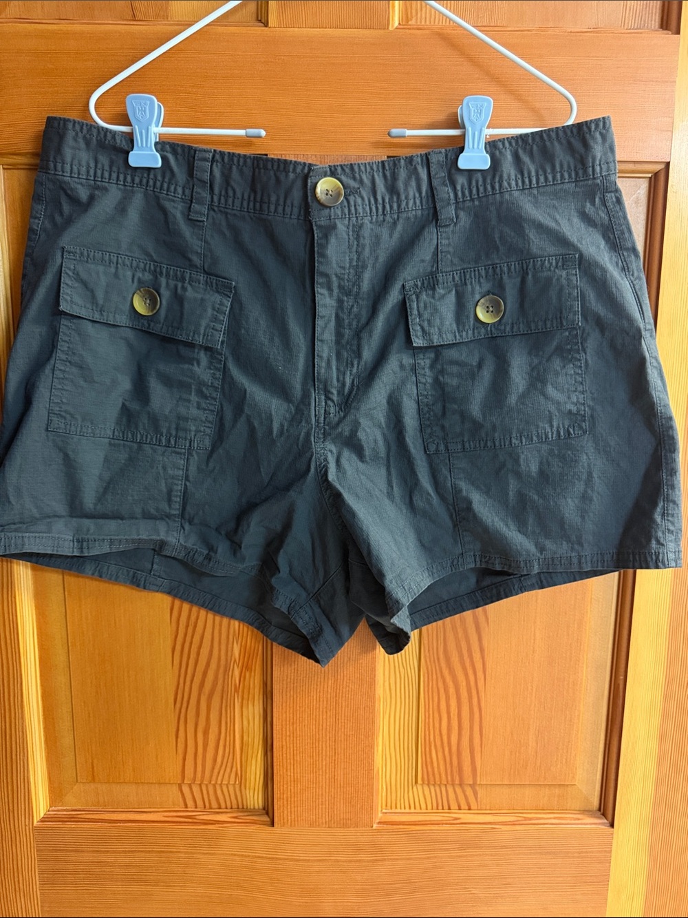Vuori Charcoal Gray Cargo Shorts with Front Flap Pockets
